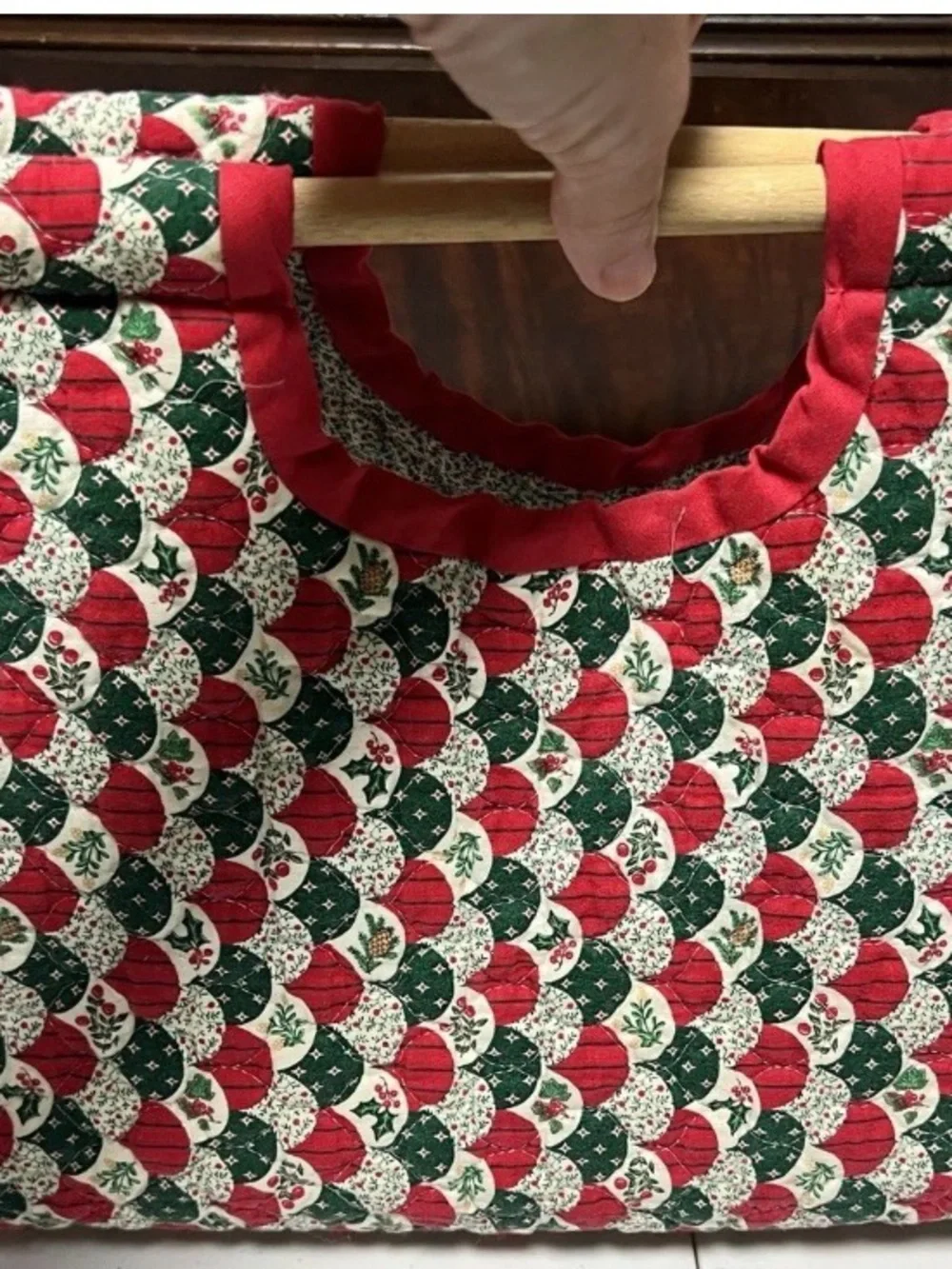 Vintage Handmade Christmas Print  Pot Holder Carrier Set Of 3